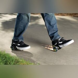 Razor Jetts Heel Wheels Skates That Attach To Your Shoes